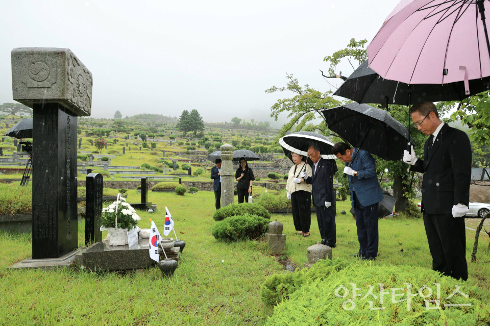 우리고장 독립유공자 묘소 참배ⓒ양산타임스