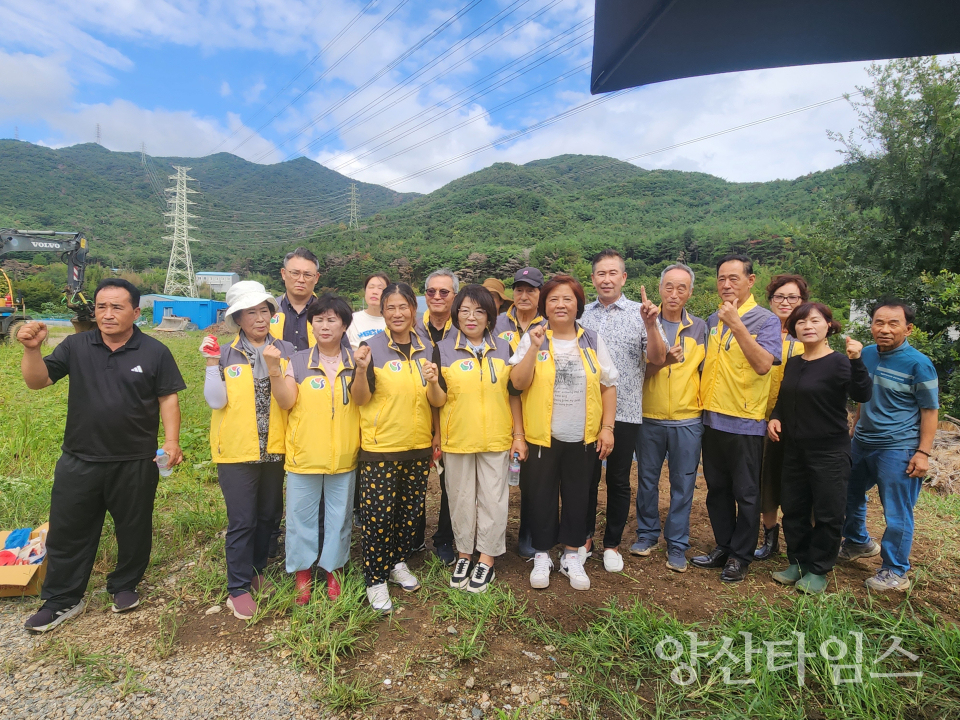 강서동 사랑나눔 텃밭 가꾸기ⓒ양산타임스