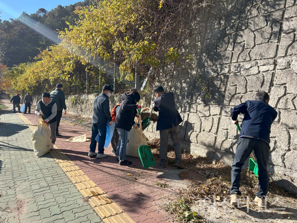 평산동 환경정비 국토대청소ⓒ양산타임스