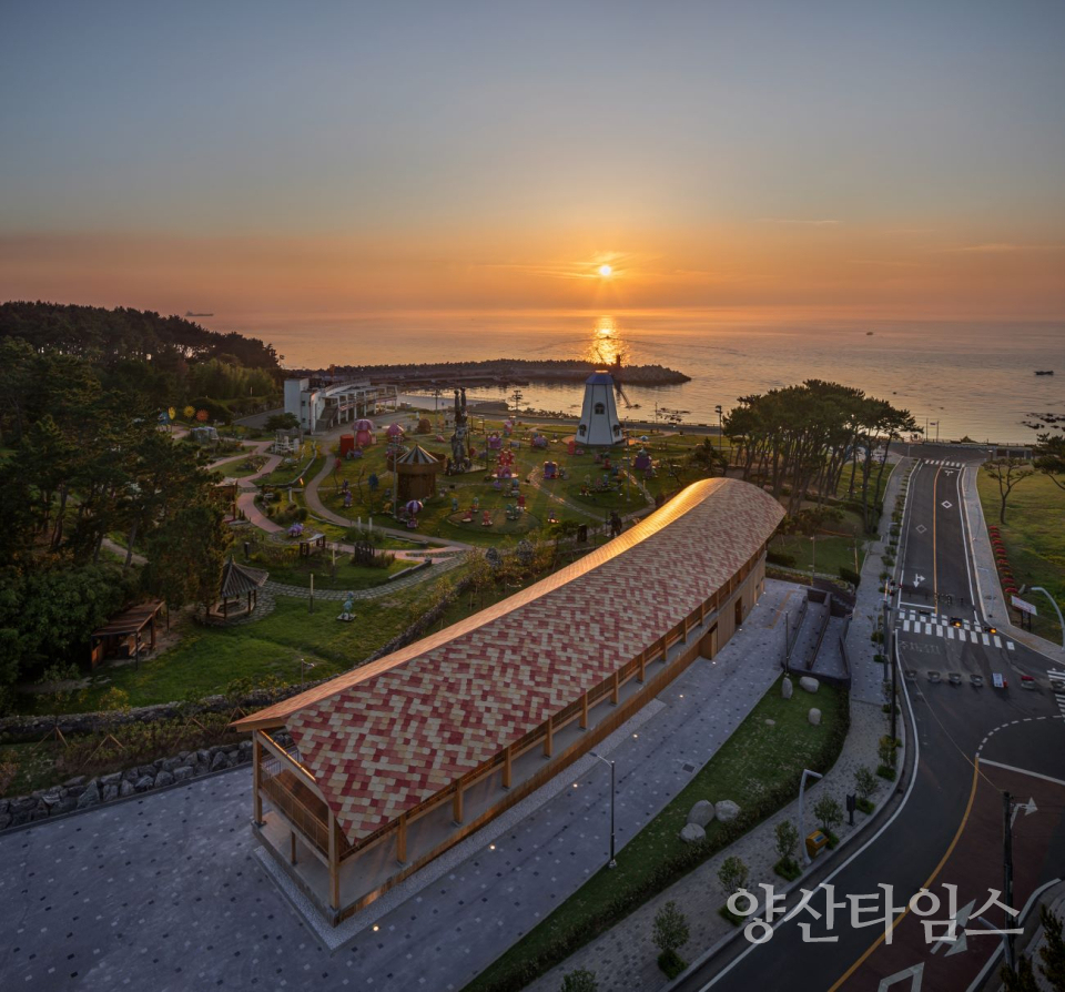 울주군 간절곶의 ‘간절루’, 국제디자인어워드 수상ⓒ양산타임스